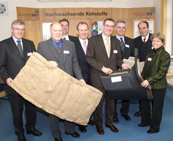 Die beteiligten Institutionen geben den offiziellen Startschuss f&uuml;r das Kompetenznetz Nachwachs